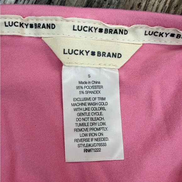 Lucky Brand Women’s Size Small Pink and White Floral Pajama Shorts and T Set - Picture 10 of 12